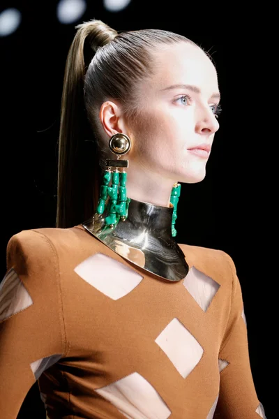 Look 51